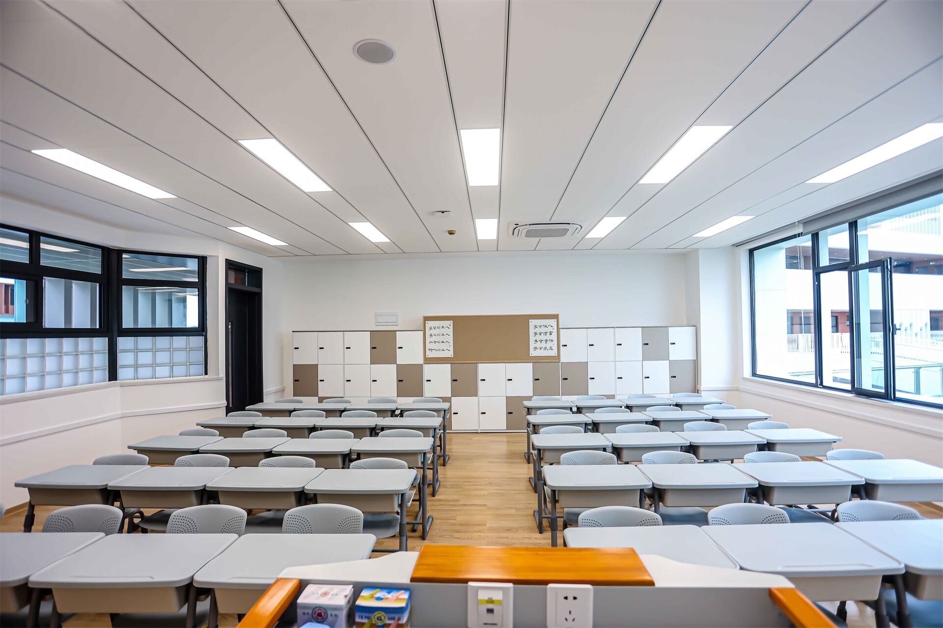上海青浦兰生复旦学校